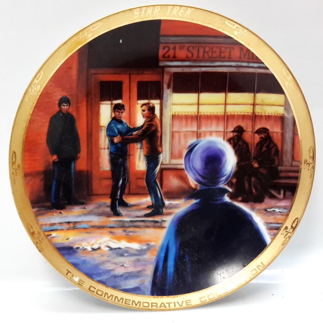 Star Trek commemorative plate with a scene from the show.