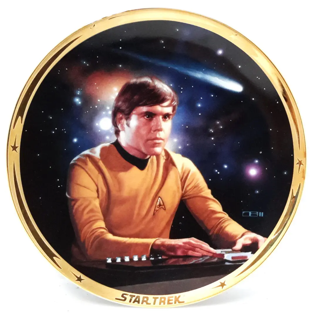 Star Trek commemorative plate with Captain Kirk.